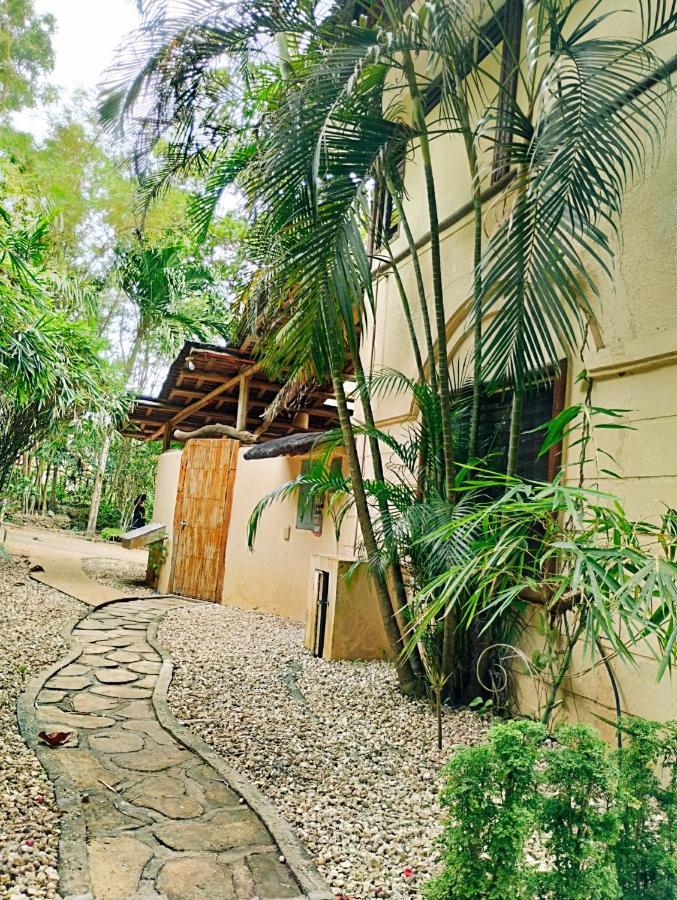 סאן ג'ואן Tahanan Resort מראה חיצוני תמונה