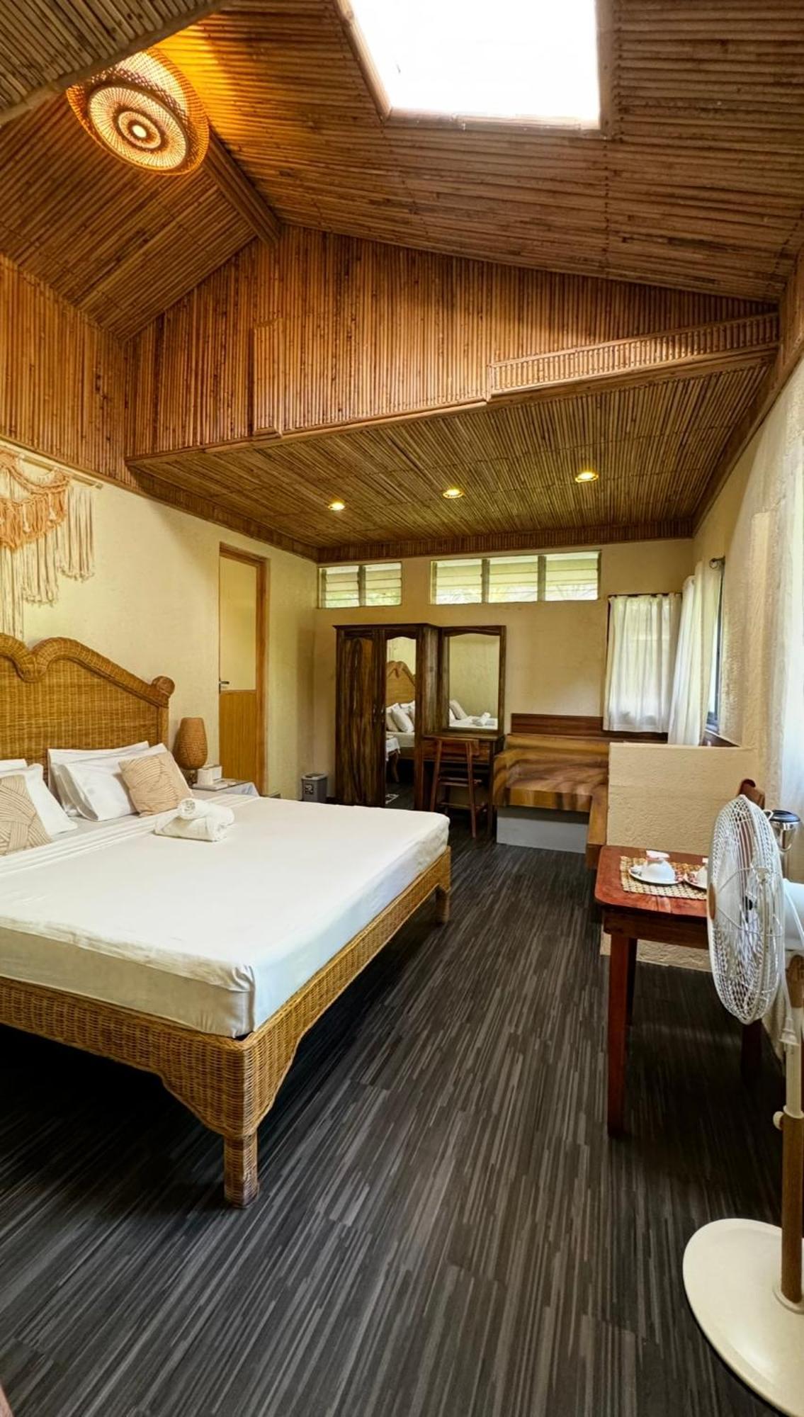 סאן ג'ואן Tahanan Resort מראה חיצוני תמונה